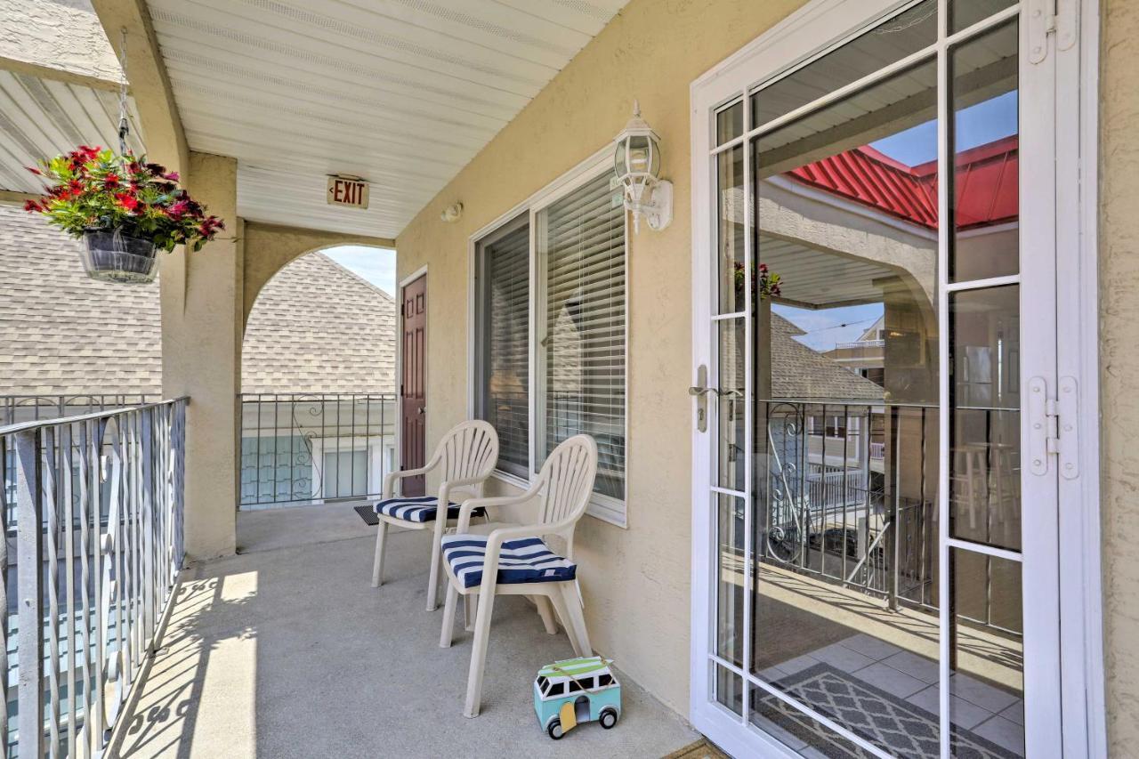 Quaint Wildwood Condo About Walk To Beach! Exterior photo
