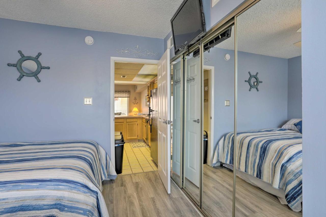 Quaint Wildwood Condo About Walk To Beach! Exterior photo