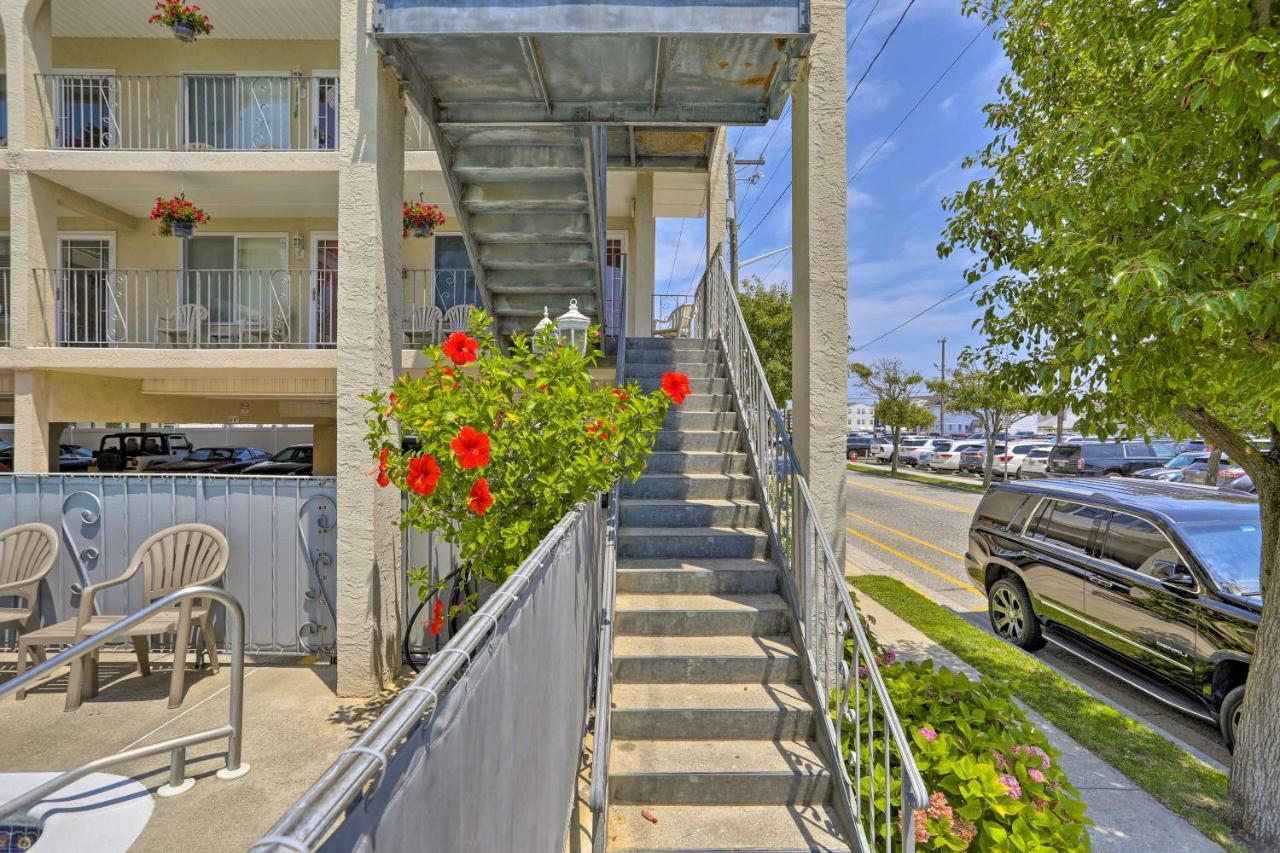 Quaint Wildwood Condo About Walk To Beach! Exterior photo