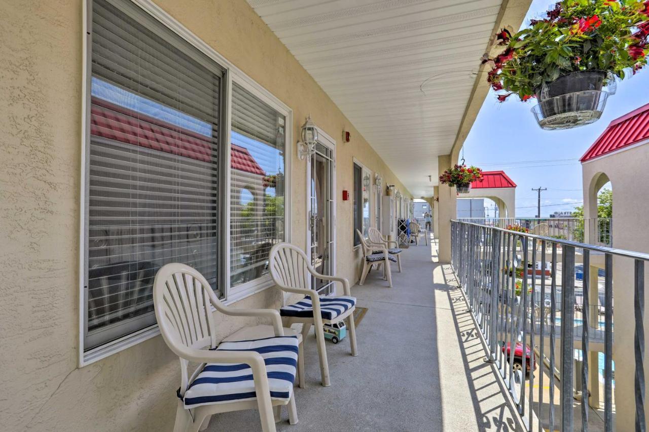 Quaint Wildwood Condo About Walk To Beach! Exterior photo