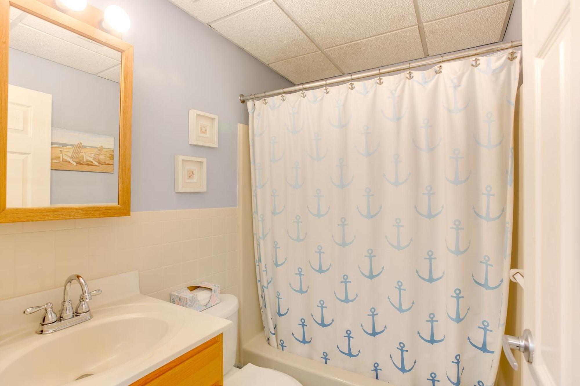 Quaint Wildwood Condo About Walk To Beach! Exterior photo
