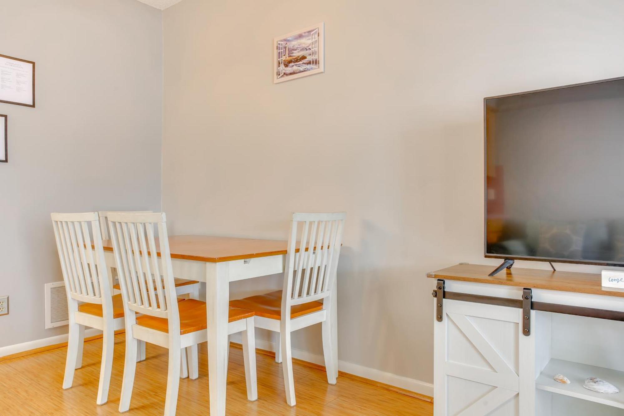 Quaint Wildwood Condo About Walk To Beach! Exterior photo