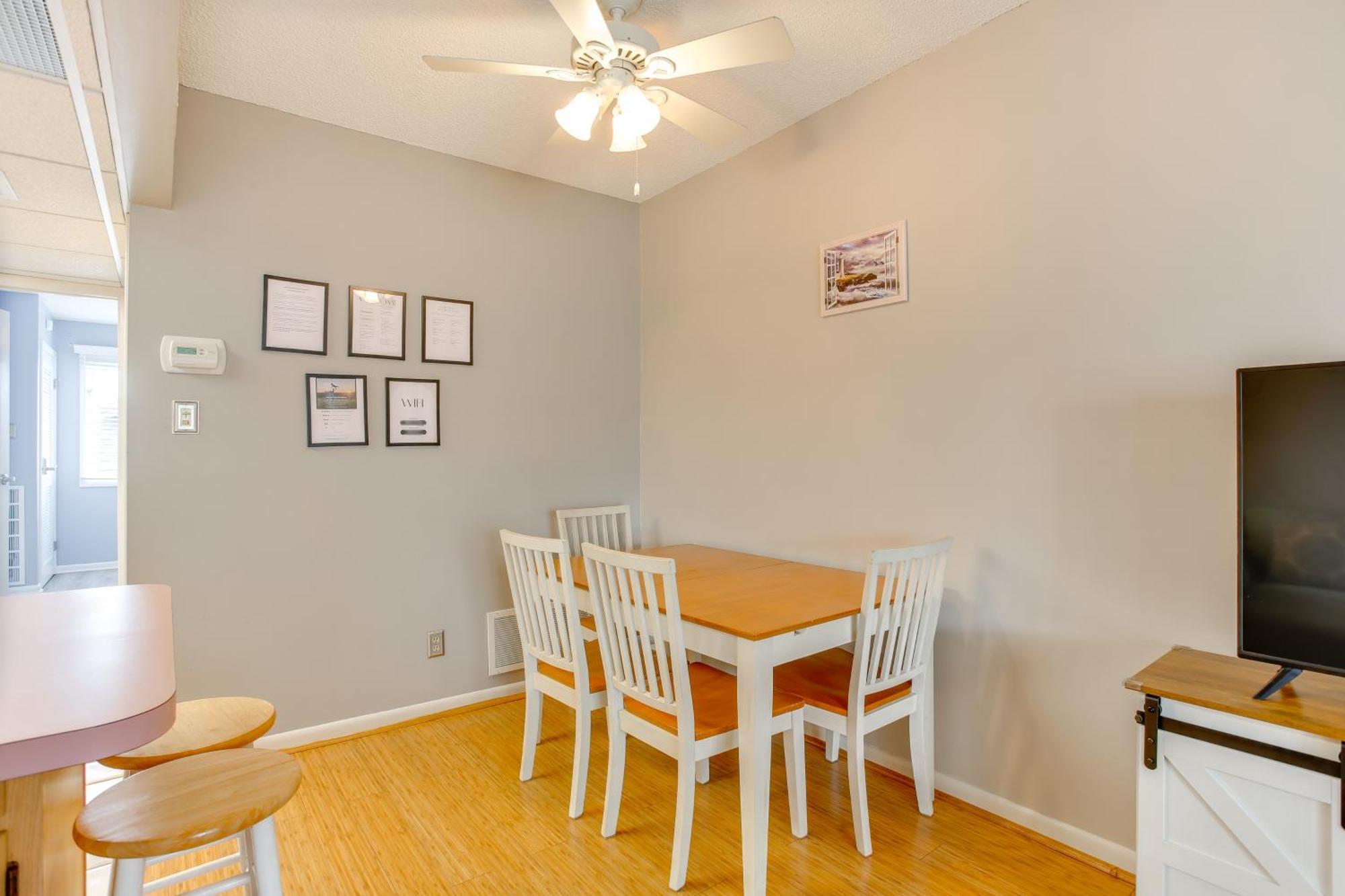 Quaint Wildwood Condo About Walk To Beach! Exterior photo